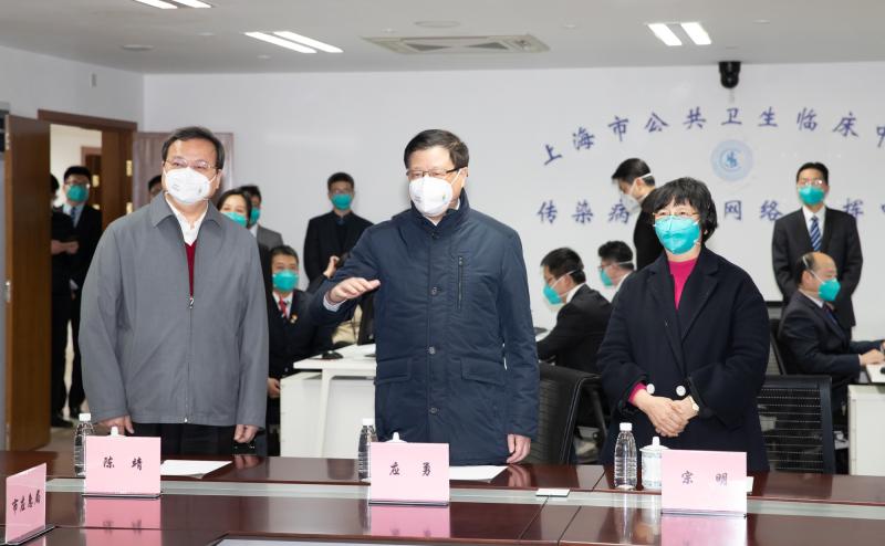 上海市長實地走訪 強(qiáng)調(diào)救治管控入滬三個重點(diǎn)